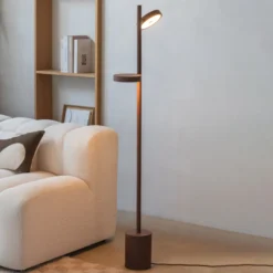 GOOD & MOJO LED-lattiavalo Okinawa, 2-lamppuinen, ruskea, 146 cm, puu