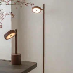 GOOD & MOJO LED-pöytälamppu Okinawa, ruskea, 35 cm, puu