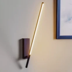 Grok Tubs -LED-seinävalaisin, säädettävä