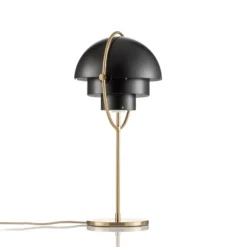 GUBI Multi-Lite pöytävalaisin, korkeus 50 cm, messinki/musta