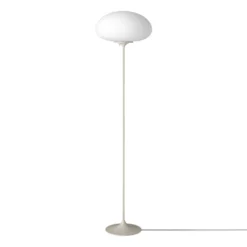 Gubi Stemlite-lattiavalaisin, kiviharmaa, korkeus 150 cm, himmennettävä