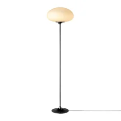 Gubi Stemlite-maavalaisin, musta-kromi, korkeus 150 cm, himmennettävä