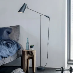 Harmaa retrolattiavalaisin Birdy
