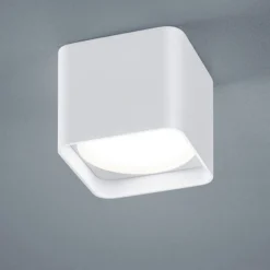 Helestra Dora -LED-kattovalaisin, kulmikas