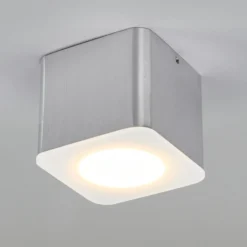 Helestra Oso LED kulmikas, matta alumiini