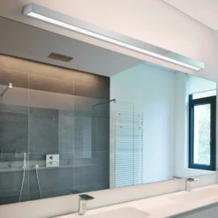 Helestra Theia LED-peilivalaisin, kromattu 120 cm
