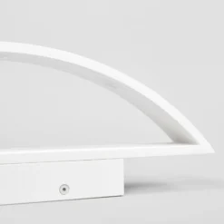 Helestra Yona LED-seinävalaisin valkoinen 37,5 cm