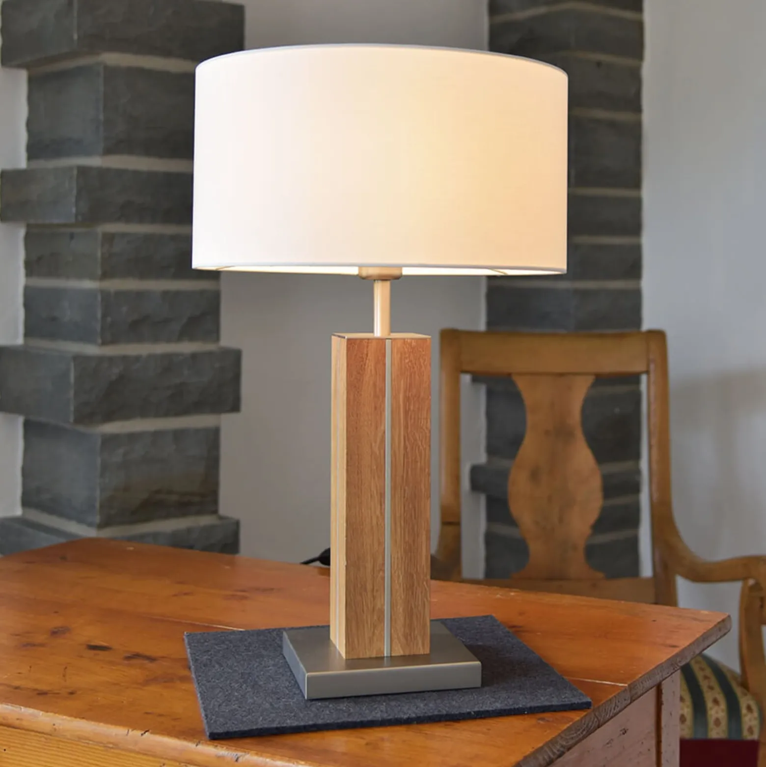 HerzBlut Dana -pöytävalaisin, tammi, korkeus 56 cm
