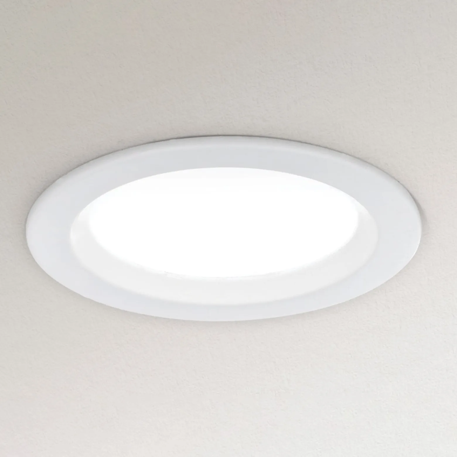 Himmennettävä LED-uppovalaisin Spock, Ø 9 cm