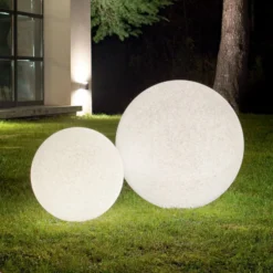 Ideal Lux Doris maapiikkavalaisin, valkoinen, muovia, Ø 78 cm