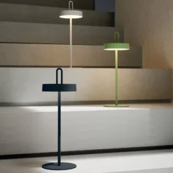 JUST LIGHT. Amag LED-ladattava pöytävalaisin, vihreä, rauta, IP44