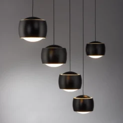 JUST LIGHT. LED-riippuvalaisin Ballini, musta, 5-lamppuinen, kytkin
