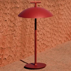 Kartell Mini Geen-A-LED-pöytälamppu siir. punainen