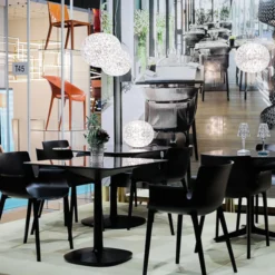 Kartell Planet -LED-pöytälamppu pyöreä, läpinäkyvä