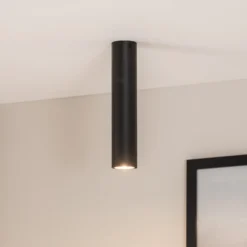 Kattokohdevalo Tecno 1M, teräs, GU10, korkeus 30 cm, musta