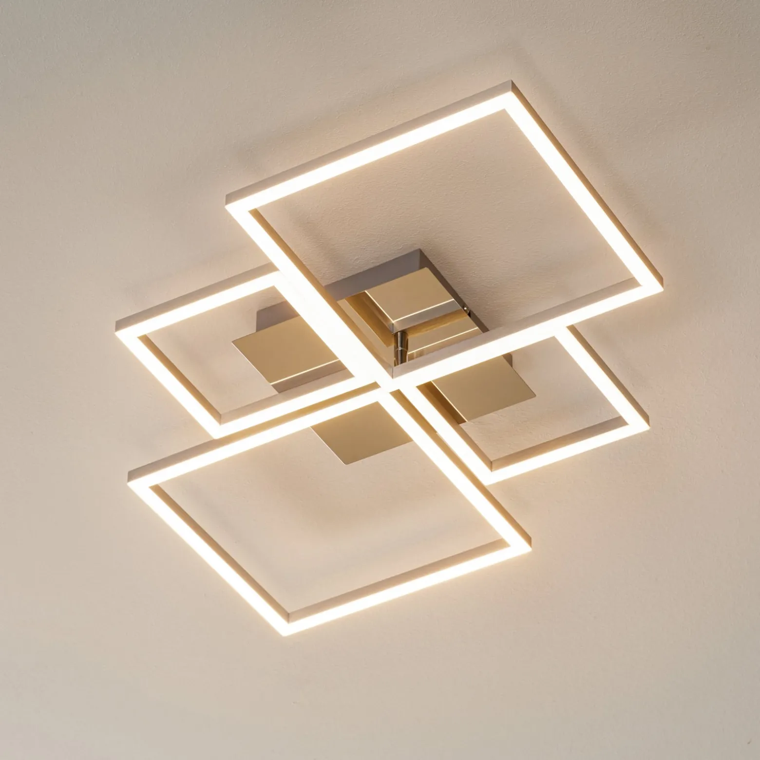Kehys LED-kattovalaisin, himmennettävissä seinäkytkimellä