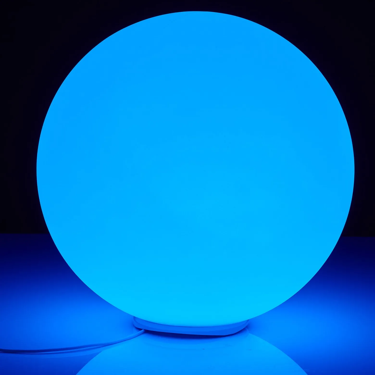 Kelluva LED-koristeen valopallo
