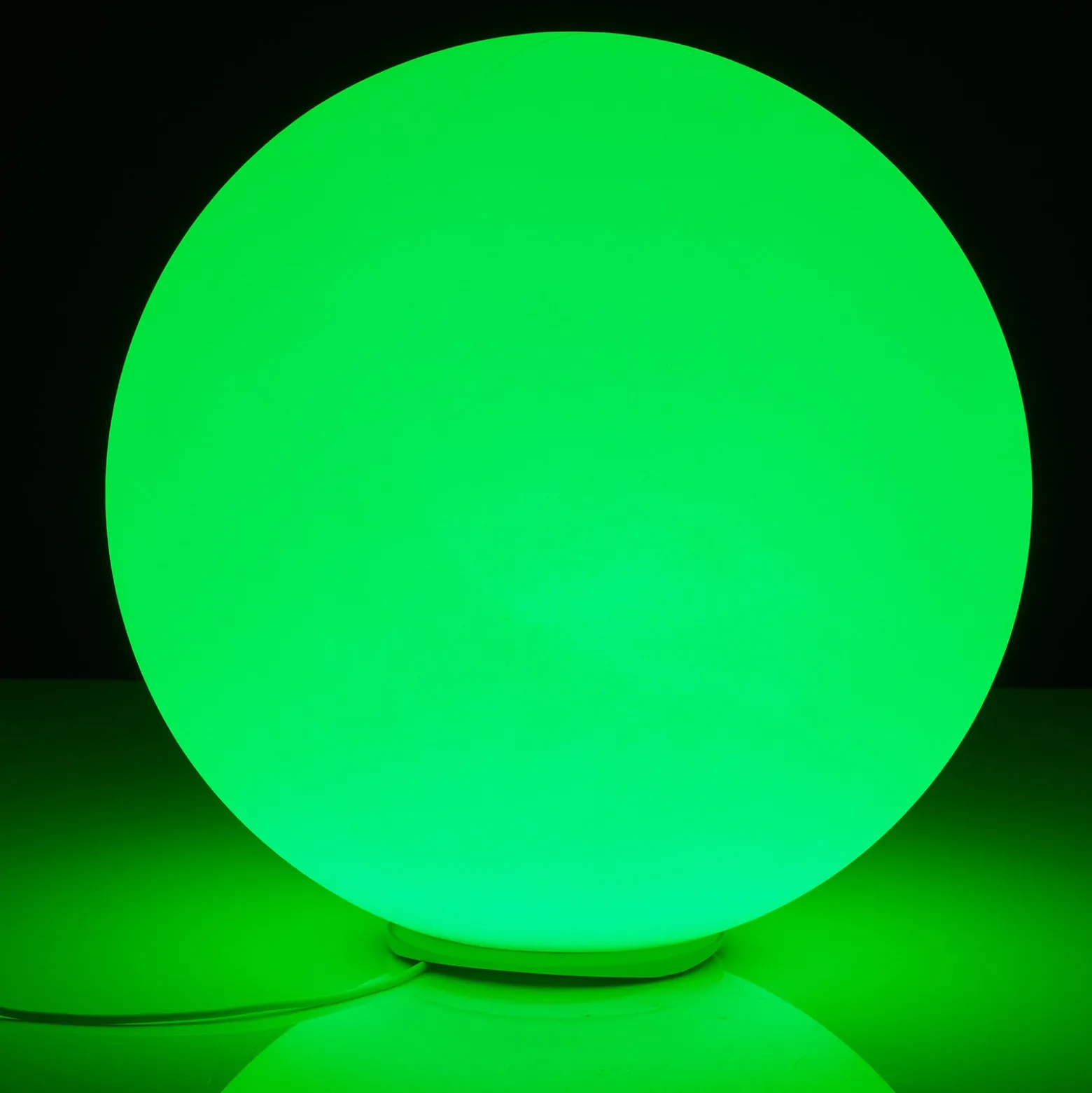 Kelluva LED-koristeen valopallo