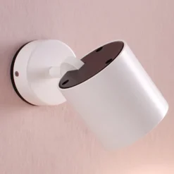 Käännettävä seinävalaisin Kronn, valkoinen