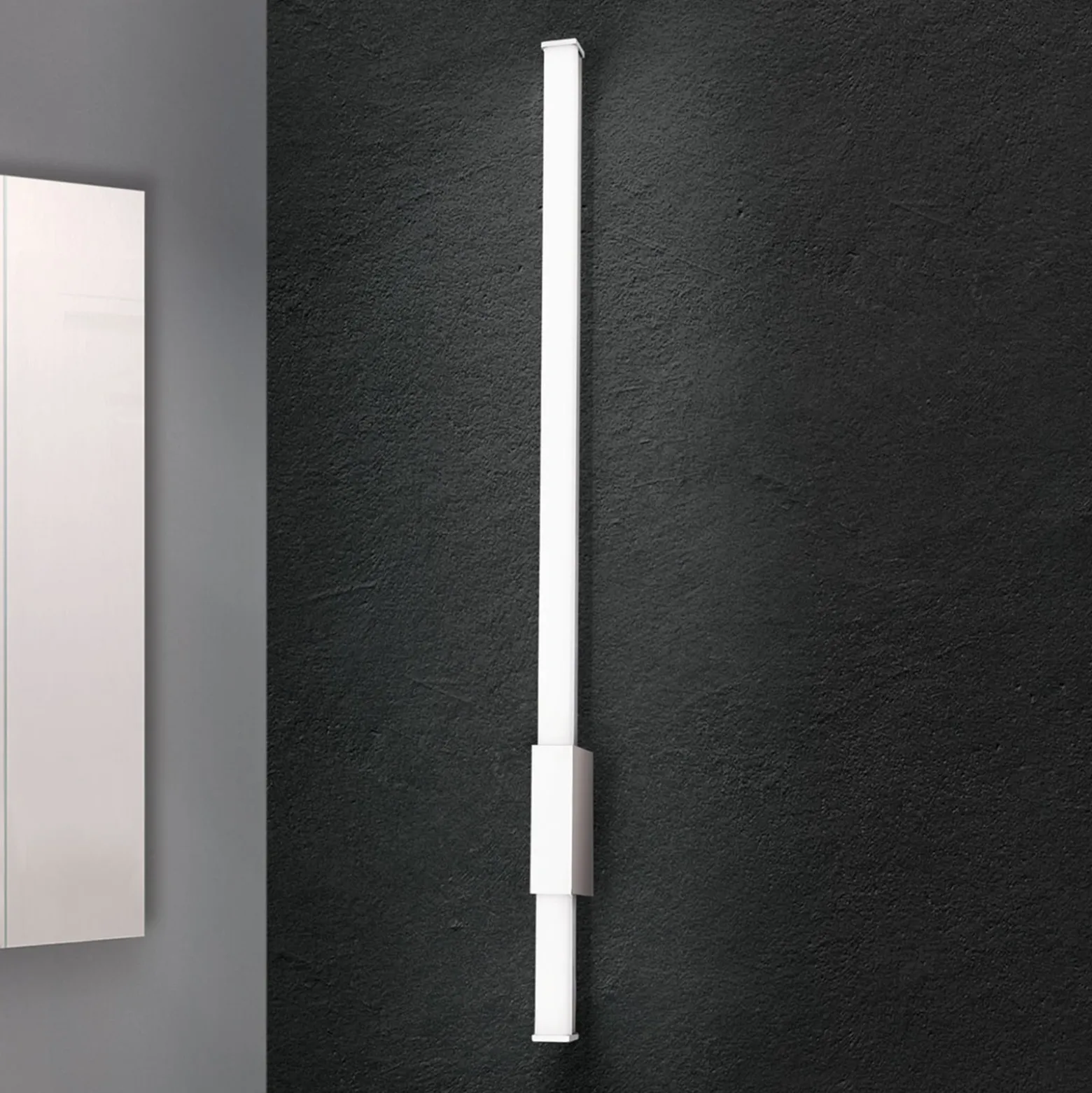 Kylpyhuoneen seinälamppu Argo LED IP44, 60,5 cm