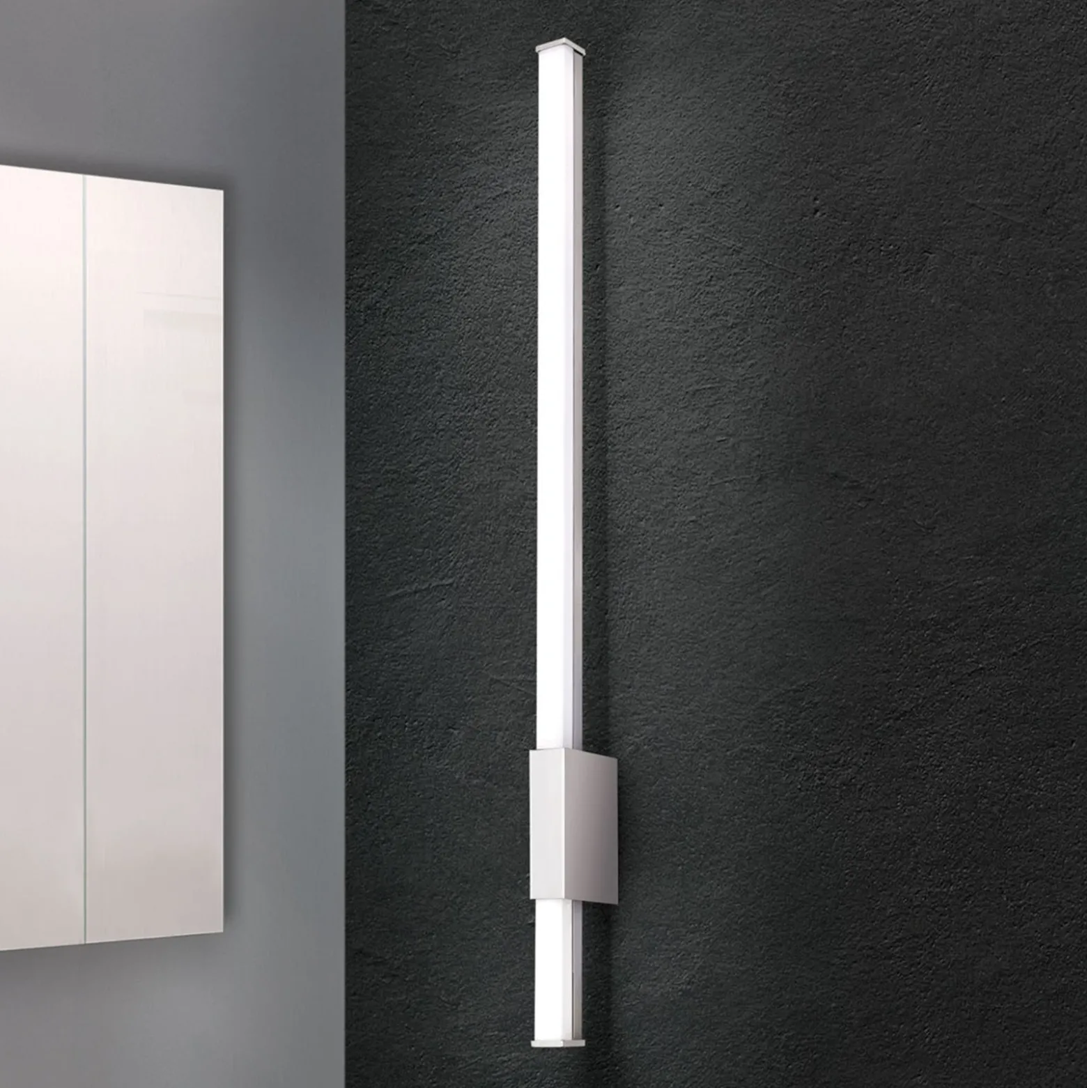 Kylpyhuoneen seinälamppu Argo LED IP44, 60,5 cm