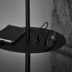 Lattiavalo Linear, sis. USB-latausaseman, musta