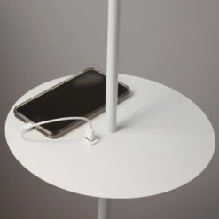 Lattiavalo Linear sis. USB-latausaseman, valkoinen