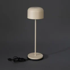 LED-akkukäyttöinen LED-pöytälamppu Lille, korkeus 36 cm, hiekanvärinen, IP54,