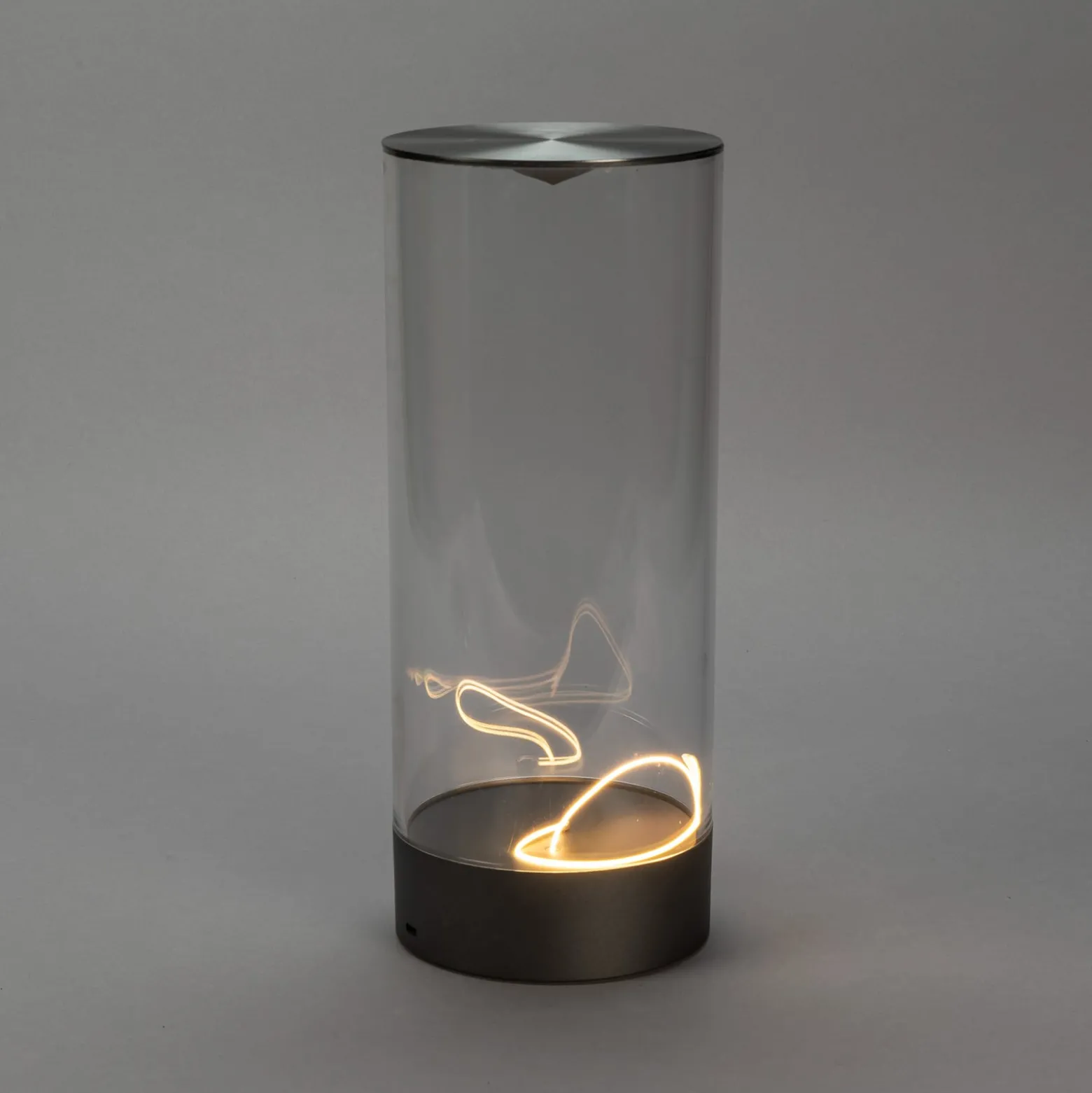 LED-akkukäyttöinen LED-pöytävalaisin Edison, korkeus 32 cm, harmaa/kirkas, IP54