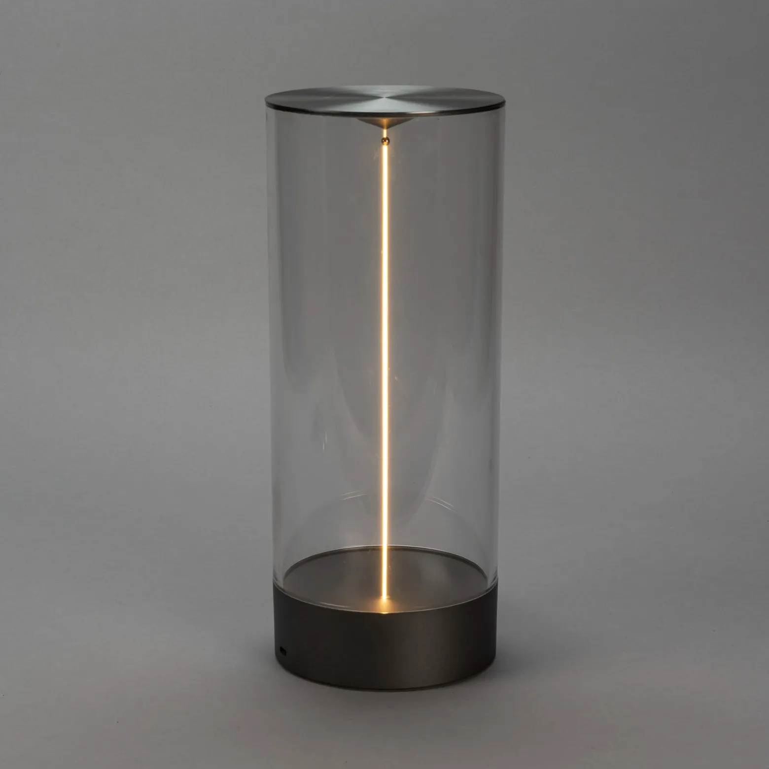 LED-akkukäyttöinen LED-pöytävalaisin Edison, korkeus 32 cm, harmaa/kirkas, IP54