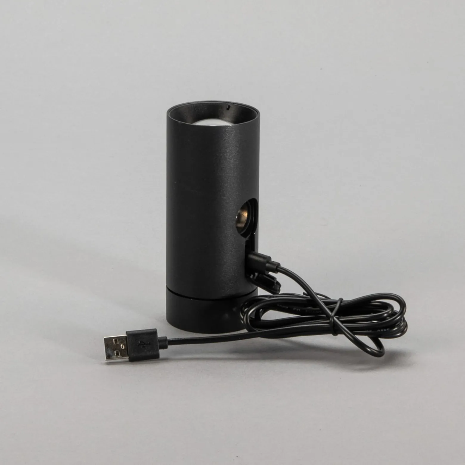 LED-akkukäyttöinen LED-pöytävalaisin Multi, musta, korkeus 30 cm, IP54