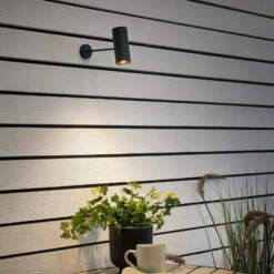 LED-akkukäyttöinen LED-pöytävalaisin Multi, musta, korkeus 30 cm, IP54