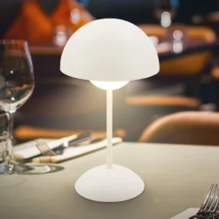 LED-akkukäyttöinen pöytävalaisin Kugle, valkoinen, metalli, IP44, himmennettävä