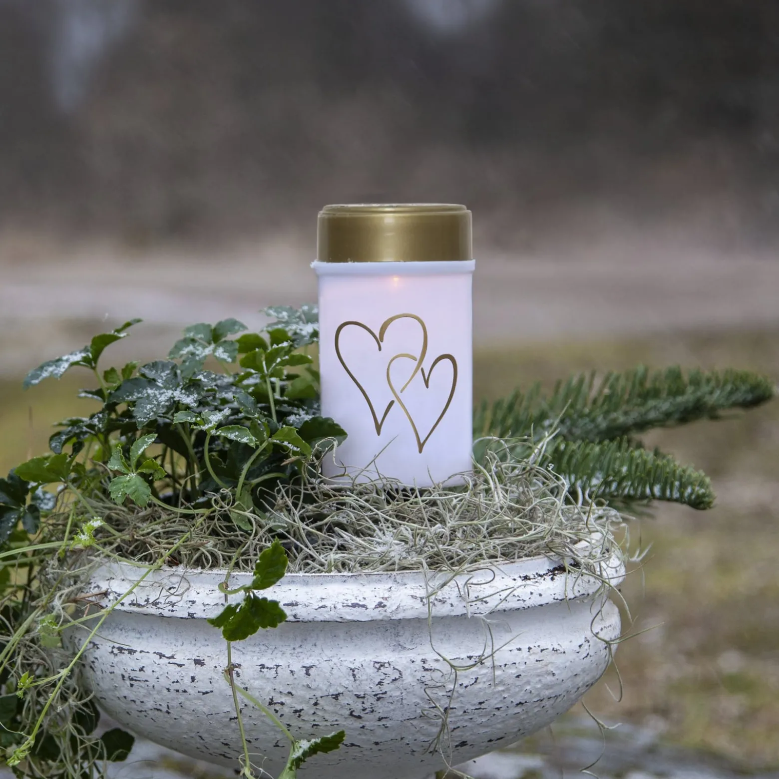 LED-aurinkoenergialla toimiva maapiikkivalaisin Hearty, valkoinen/kultainen 12