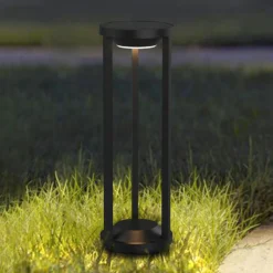 LED-aurinkopollarivalaisin Pilastro, anturi, maapiikki