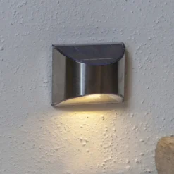 LED-aurinkoseinävalaisin Wally, hopea, 2 kpl:n sarja