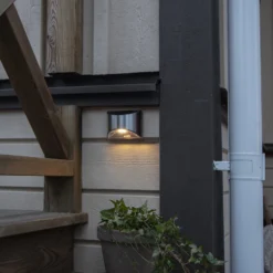 LED-aurinkoseinävalaisin Wally, hopea, 2 kpl:n sarja