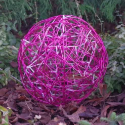 LED 3D muotoilupallo Galax Fun, Ø 30 cm, fuksianpunainen