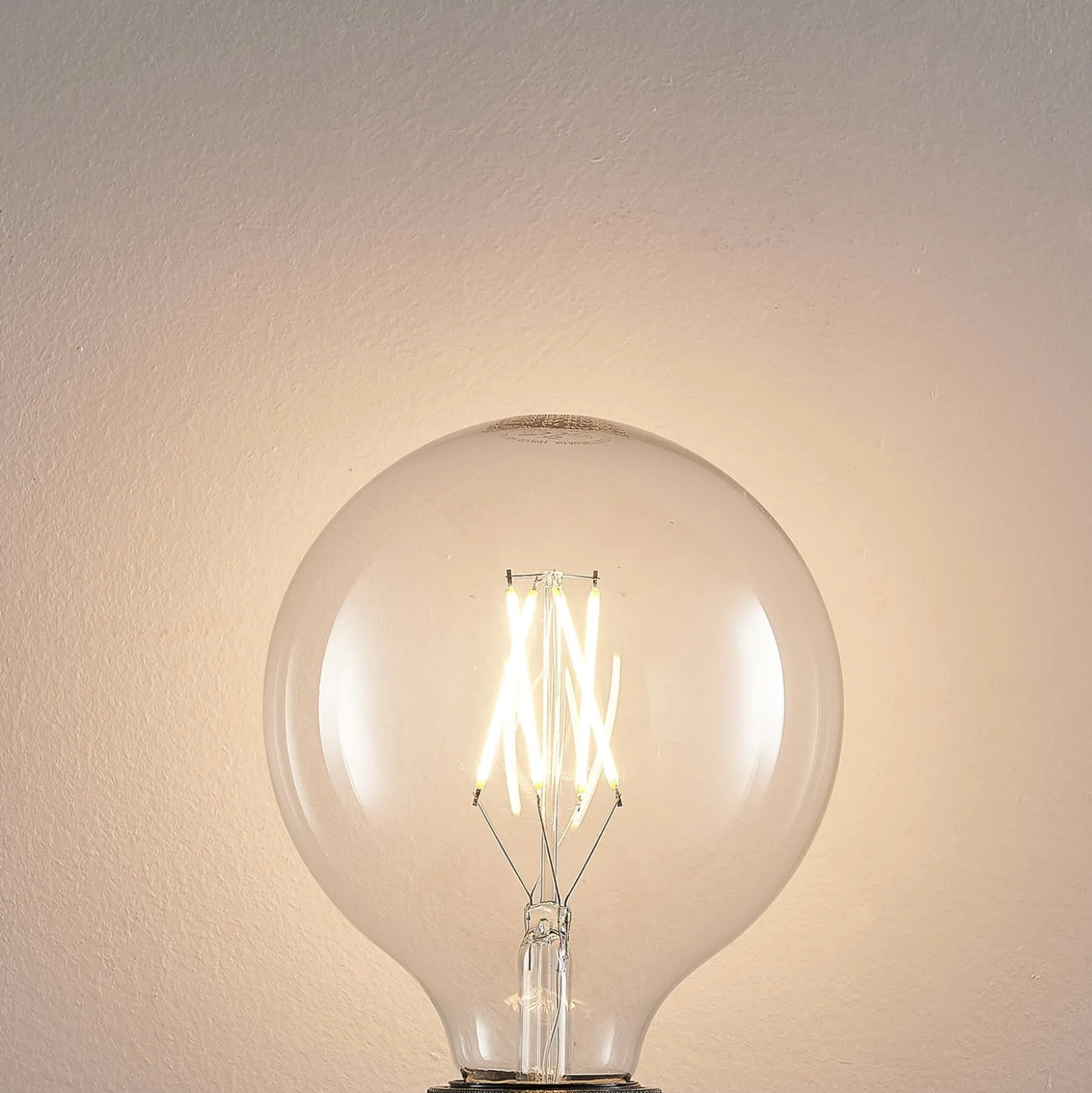LED-filamentti E27 6W 2700K G125 globe kirkas 2kpl