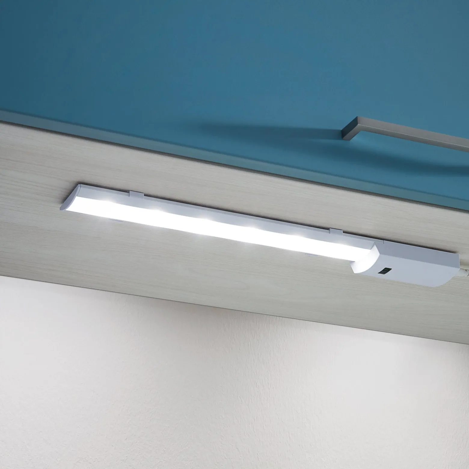 LED-kaapinalusvalaisin Teya eleohjauksella