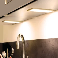 LED-kaapinalusvalo Sky, himmennin 2 x, 3000K musta
