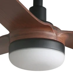 LED-kattotuuletin Punt M, musta/puu, DC, hiljainen, 130 cm