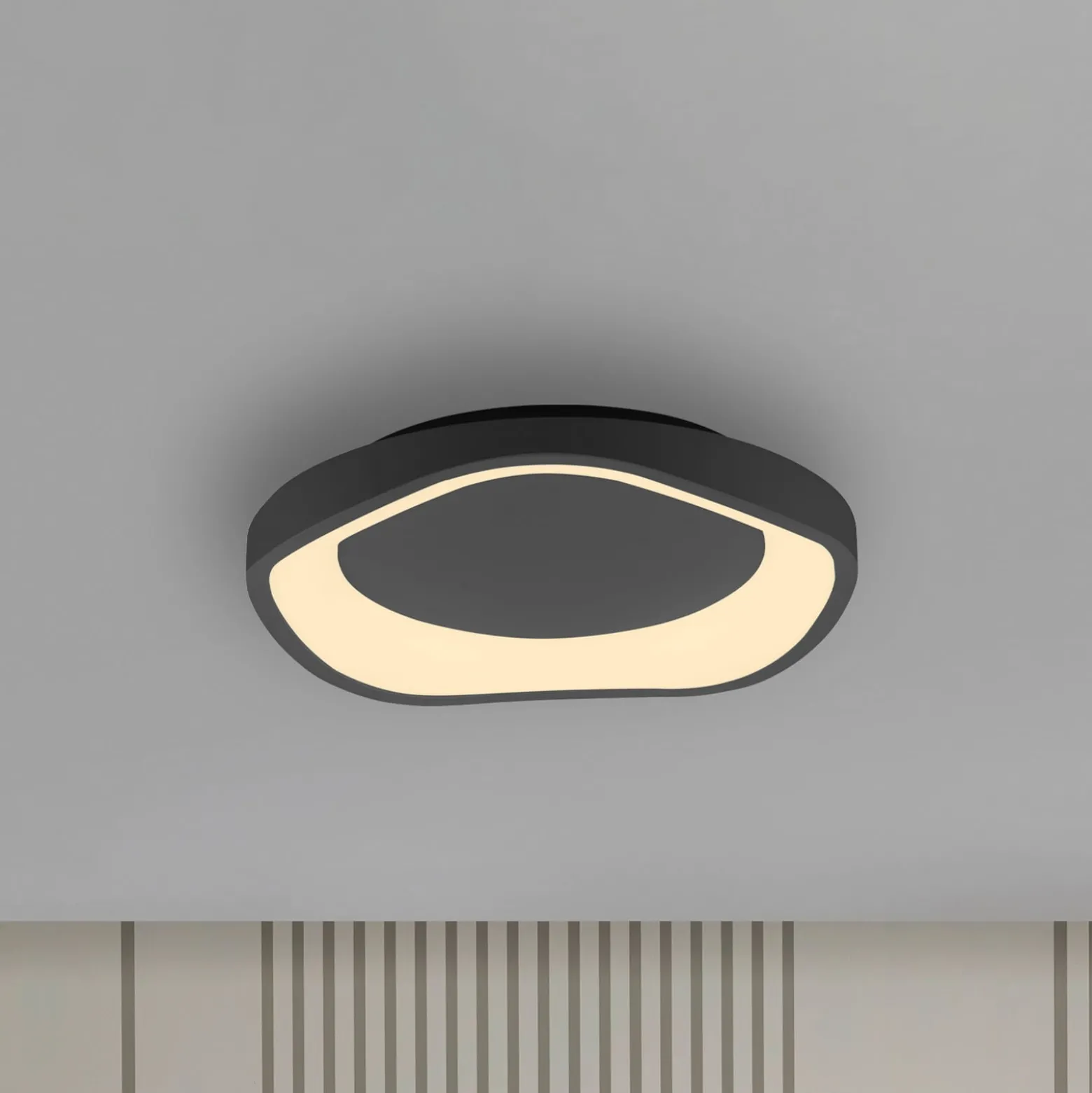 LED-kattovalaisin MONTA, musta, halkaisija 40 cm, metallia, Switchdim