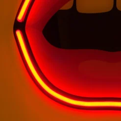 LED-koristeseinävalaisin Blow, 47 x 39,5 cm
