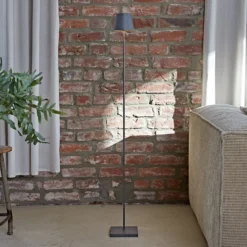 LED ladattava lattiavalaisin Nuindie IP54 120 cm pyöreä USB-C grafiitti