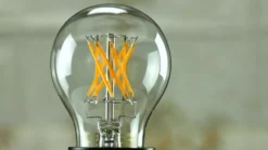 LED-lamppu E27 7W 927 LED kirkas, hehkulankamalli