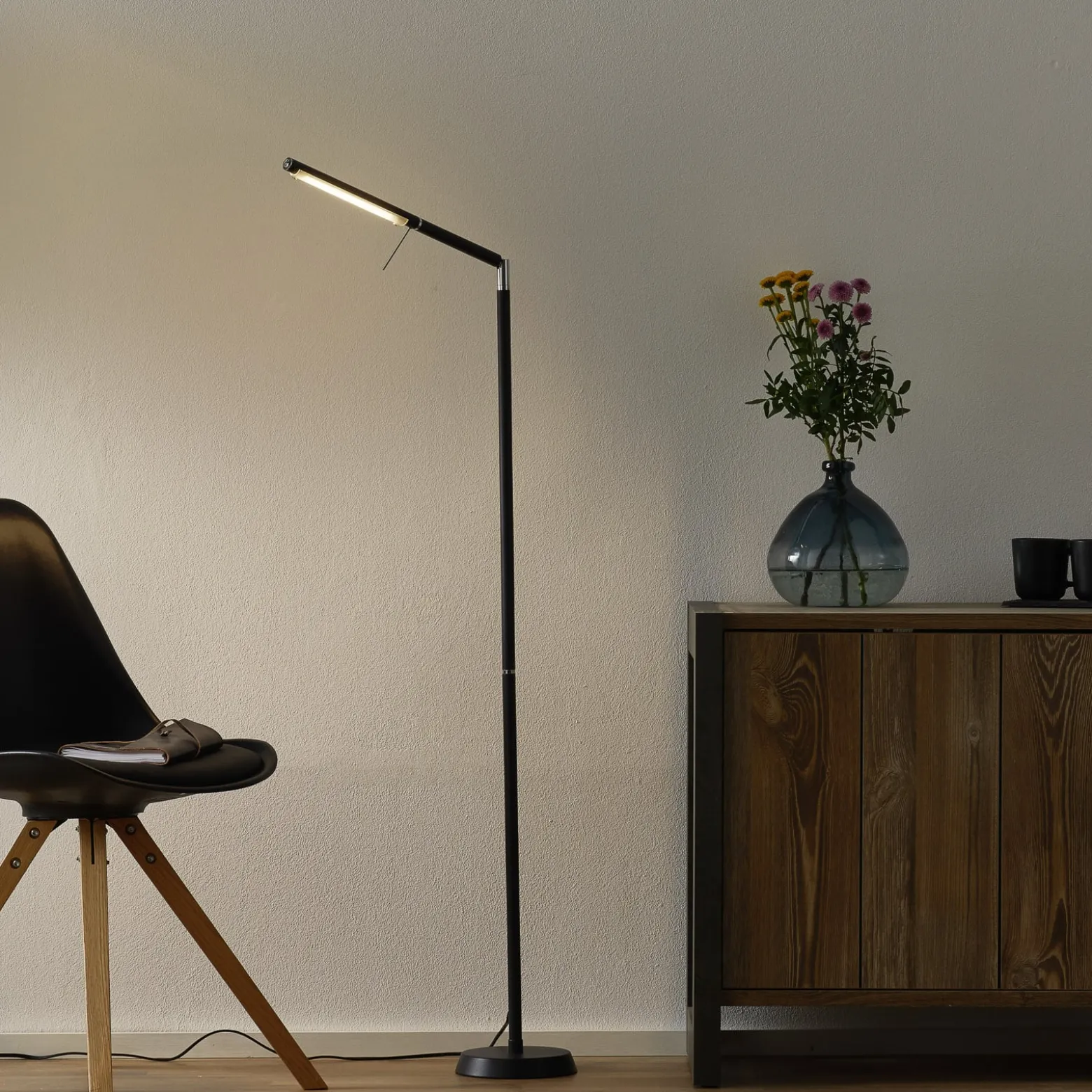 LED-lattiavalaisin Filigran, musta, himmennettävä, säädettävä