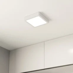 LED-pinta-asennuspaneeli Fueva 5 IP20 830 valkoinen 16x16cm