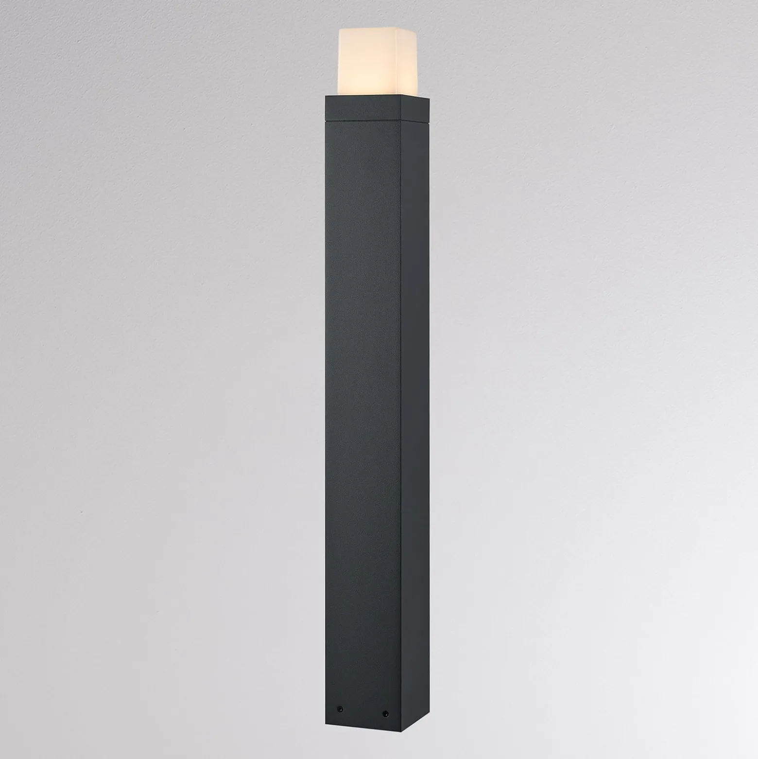 LED-pylväsvalaisin FYNN-O, korkeus 85 cm, antrasiitti, CCT IP65, päälle/pois