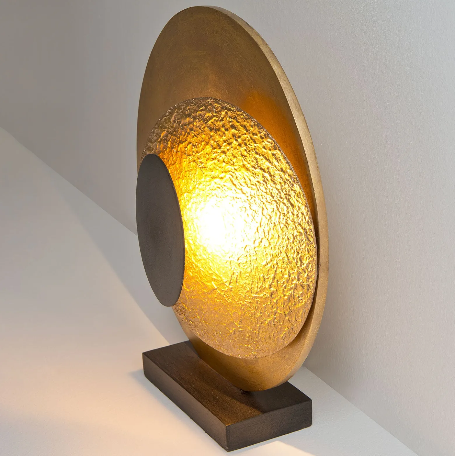 LED-pöytälamppu La Bocca, K 43 cm, kulta-ruskea